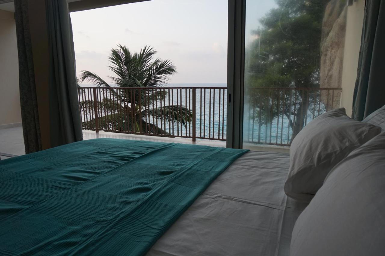 Maka Bay Self Catering Apartment Victoria Exterior foto