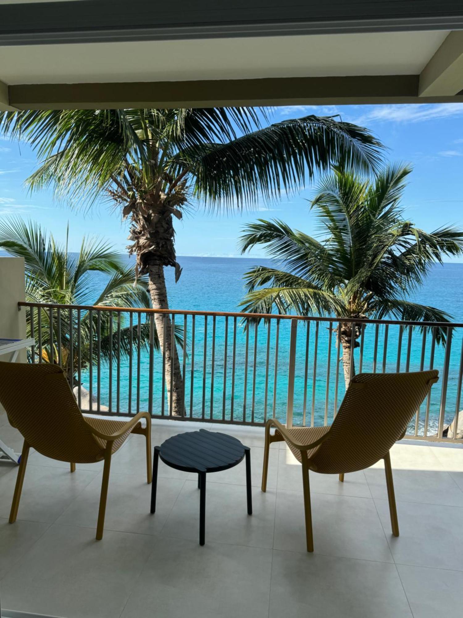 Maka Bay Self Catering Apartment Victoria Exterior foto